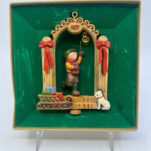 Hallmark Ornament 1977 Tree Trimming Twirl About Boy Ringing A Bell Read
